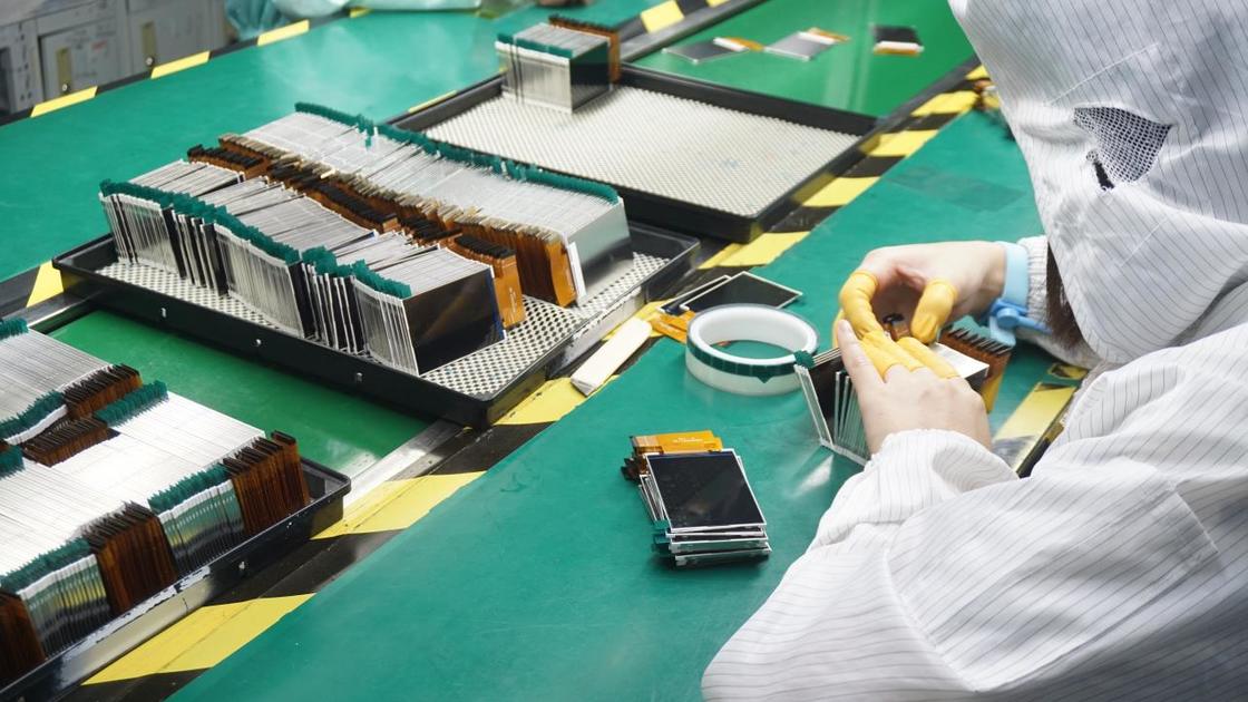 Polcd OEM ODM 2.8 インチ 240*320 IPS 高可視性ディスプレイ付き TFT LCDスクリーンモジュール